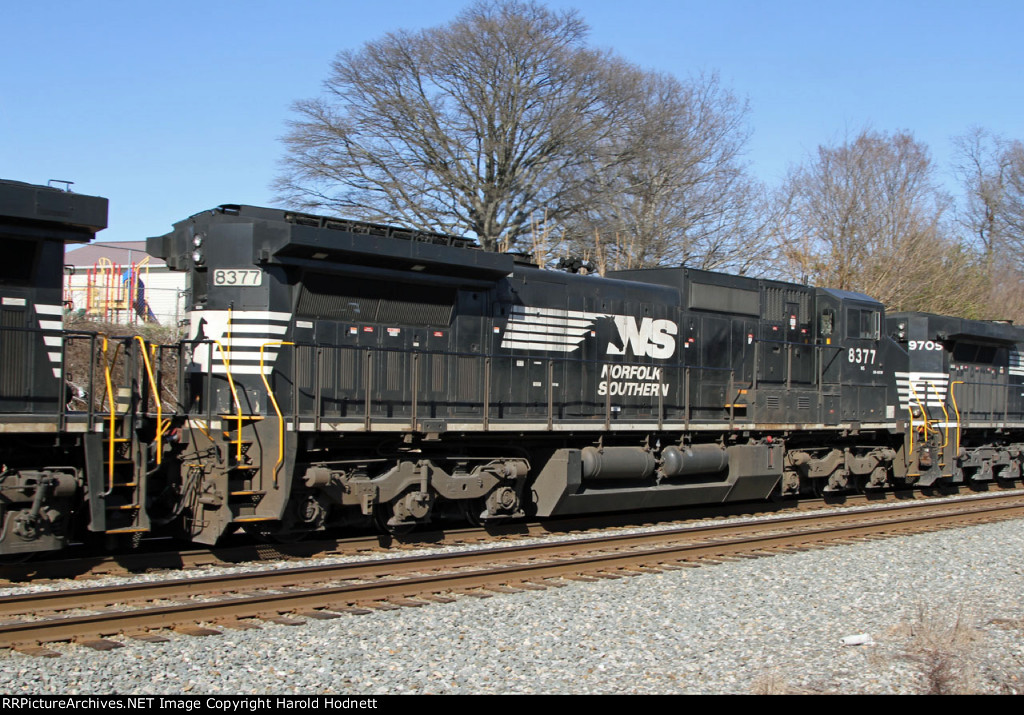 NS 8377